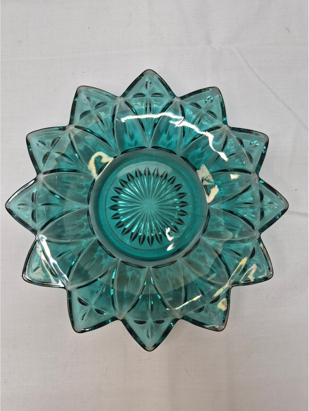 Vintage Federal Glass Aqua Blue Sunflower Shaped Decorative Dish J107